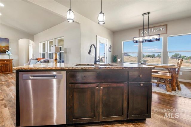 628 Pioneer Mountain Loop, Jerome, ID 83338