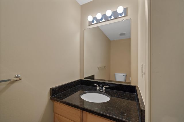 228 W Oakbrook Drive, Ann Arbor, MI 48103