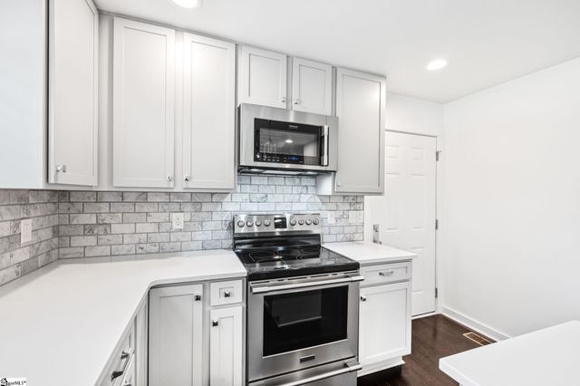 119 Prosperity Avenue, Greenville, SC 29605