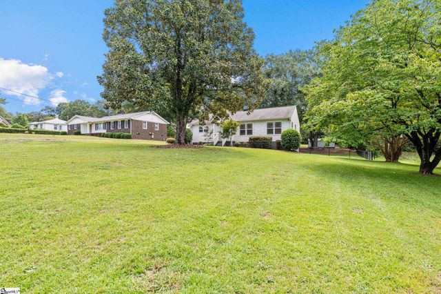 119 Prosperity Avenue, Greenville, SC 29605