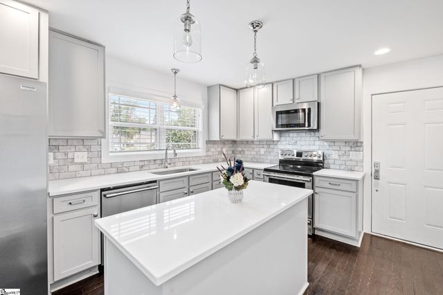 119 Prosperity Avenue, Greenville, SC 29605