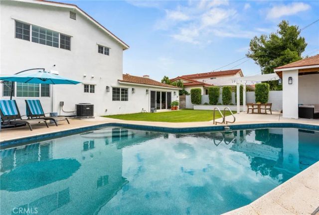608 E Collins Avenue, Orange, CA 92867
