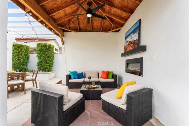 608 E Collins Avenue, Orange, CA 92867