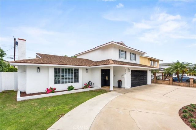 608 E Collins Avenue, Orange, CA 92867