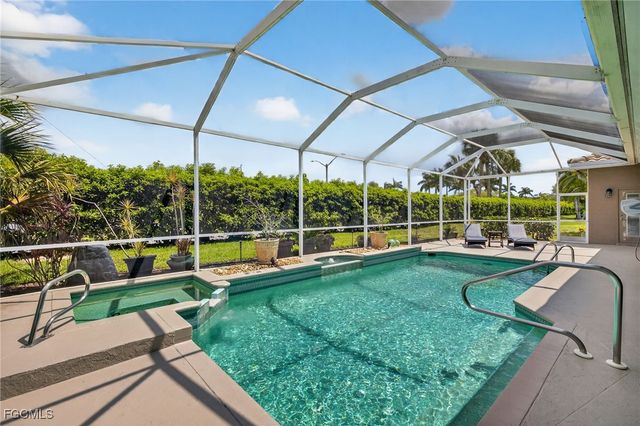 8350 Trentwood CT, Fort Myers, FL 33912