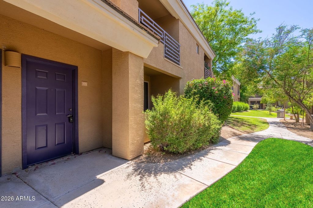1411 E Orangewood Avenue 105, Phoenix, AZ 85020 — photo 2