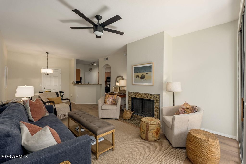 1411 E Orangewood Avenue 105, Phoenix, AZ 85020 — photo 5