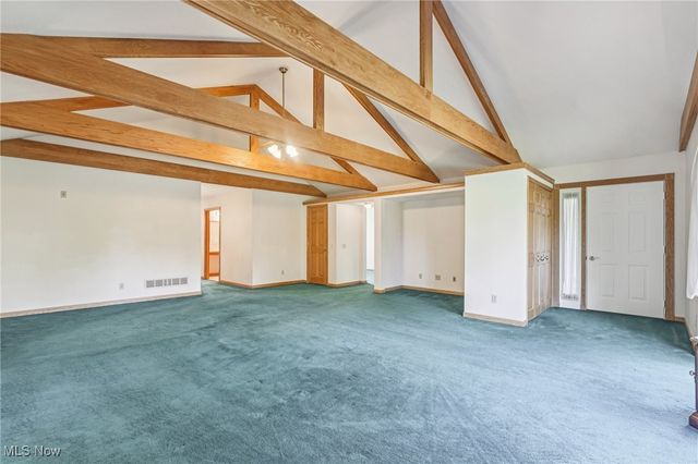 11785 Stonegate Drive, Chardon, OH 44024