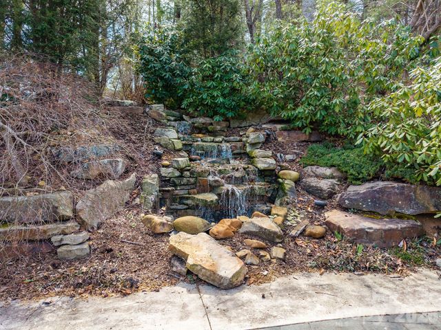 1034 Oleta Mill Trail 49, Hendersonville, NC 28792
