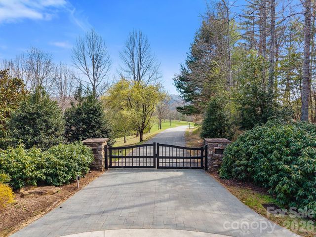 1034 Oleta Mill Trail 49, Hendersonville, NC 28792