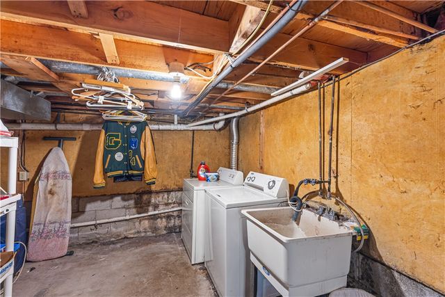 383 Stone Fence Road, Greece, NY 14626