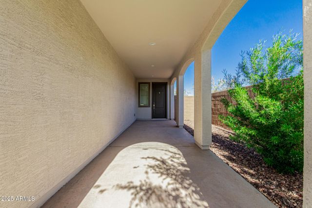 9208 W SELLS Drive, Phoenix, AZ 85037