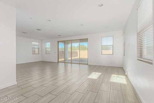 9208 W SELLS Drive, Phoenix, AZ 85037