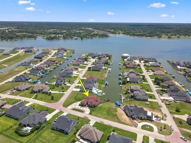10896 Decatur Street, Willis, TX 77318