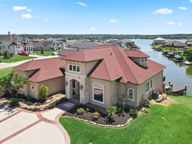 10896 Decatur Street, Willis, TX 77318