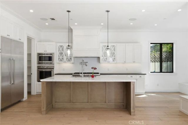 1405 Oak Avenue, Manhattan Beach, CA 90266