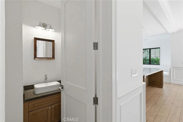 1405 Oak Avenue, Manhattan Beach, CA 90266