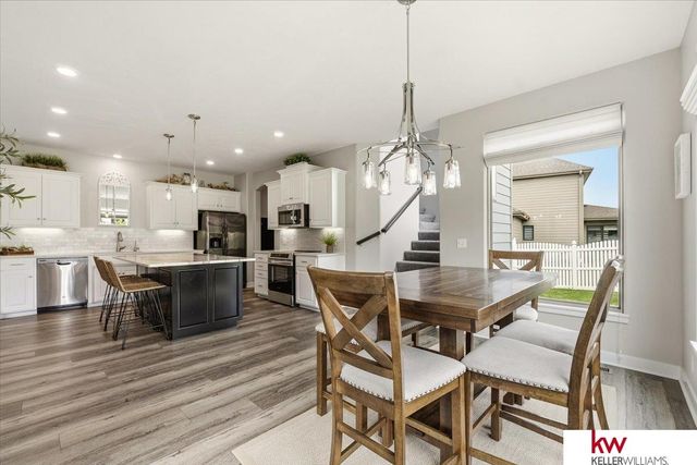 10409 S 106th Street, Papillion, NE 68046