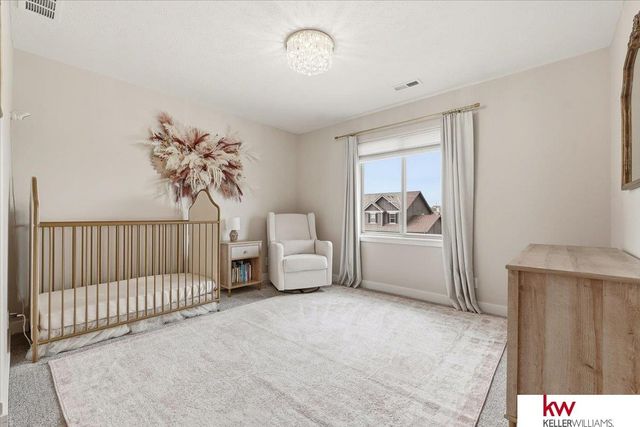 10409 S 106th Street, Papillion, NE 68046