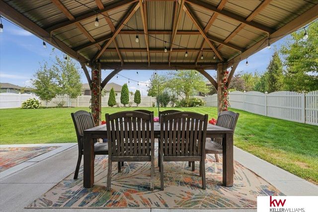 10409 S 106th Street, Papillion, NE 68046