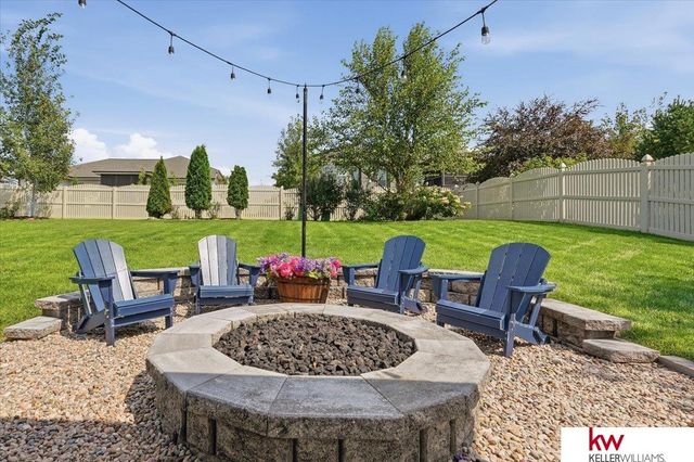 10409 S 106th Street, Papillion, NE 68046