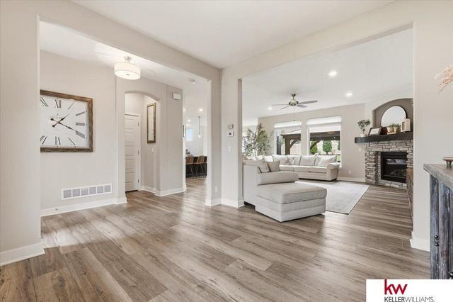 10409 S 106th Street, Papillion, NE 68046