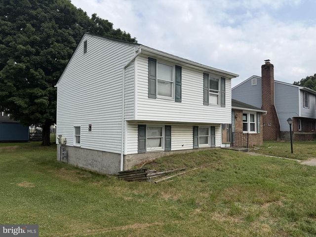 21 WOODMANS CT, Baltimore, MD 21221