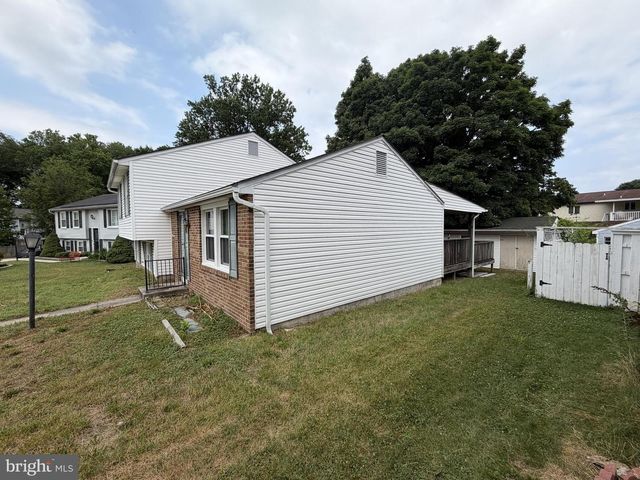21 WOODMANS CT, Baltimore, MD 21221