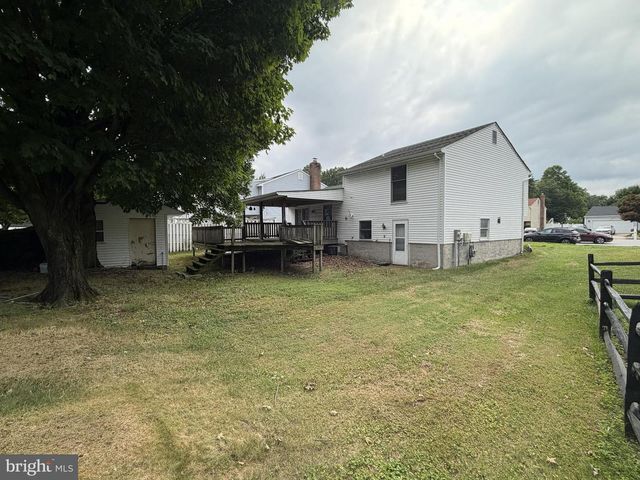 21 WOODMANS CT, Baltimore, MD 21221