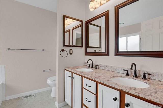 11852 Meadowood Lane, Parker, CO 80138