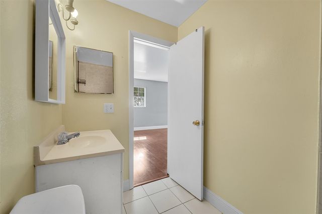 12 Meacham Lane 12, Tamarac, FL 33319