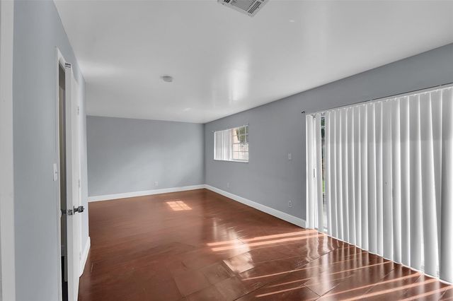 12 Meacham Lane 12, Tamarac, FL 33319