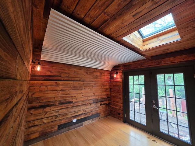 5787 N Clifford Avenue, Chicago, IL 60646