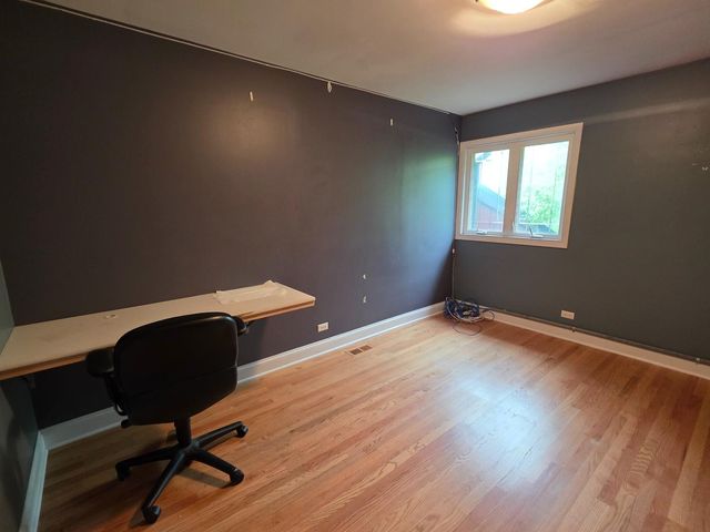 5787 N Clifford Avenue, Chicago, IL 60646