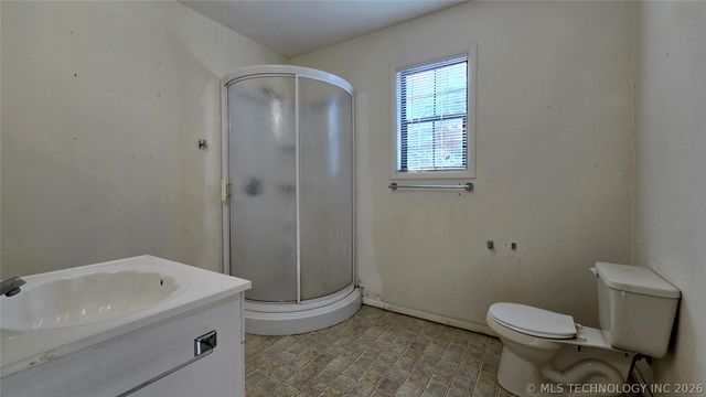 240 W French Street, Eufaula, OK 74432