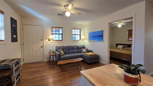 240 W French Street, Eufaula, OK 74432