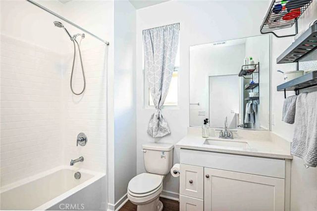33197 Opal Glass Drive, Winchester, CA 92596