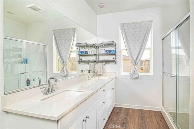 33197 Opal Glass Drive, Winchester, CA 92596