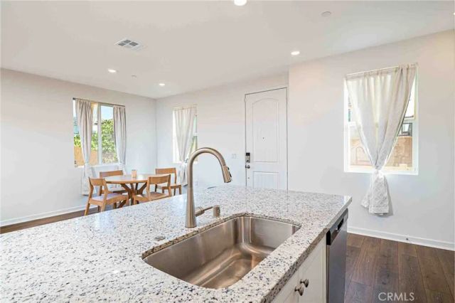 33197 Opal Glass Drive, Winchester, CA 92596