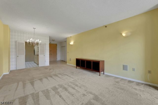 10 Smith Manor Blvd 804, West Orange Twp., NJ 07052