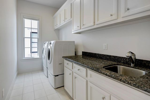 7505 Awty School Lane, Houston, TX 77055