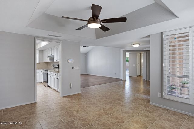 25829 S Beech Creek Drive, Sun Lakes, AZ 85248