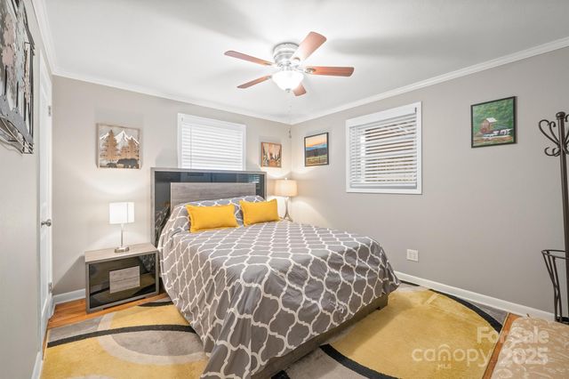 3842 Dowell Street, Hickory, NC 28602