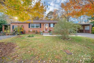3842 Dowell Street, Hickory, NC 28602