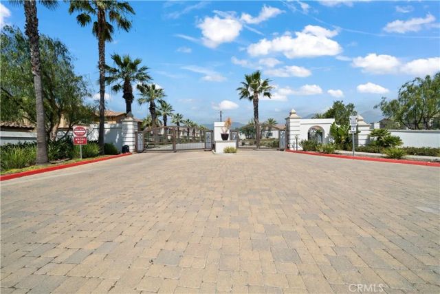 822 Mandarin, Upland, CA 91786