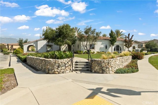 822 Mandarin, Upland, CA 91786