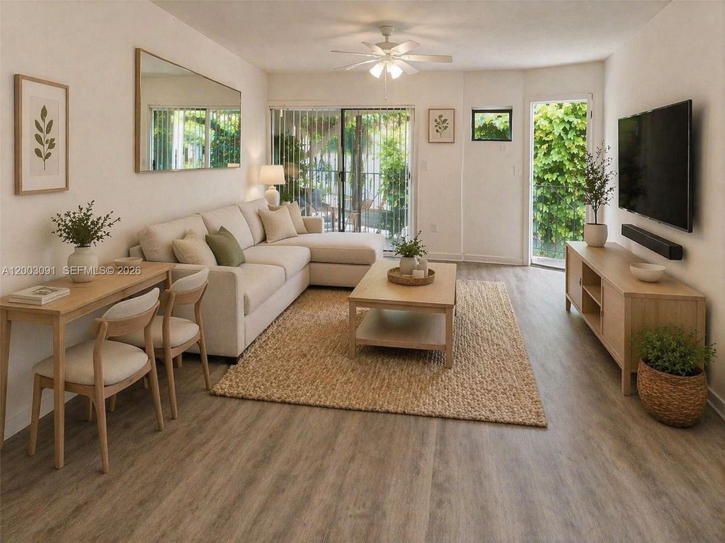 1177 NW 8th St Rd 5, Miami, FL 33136