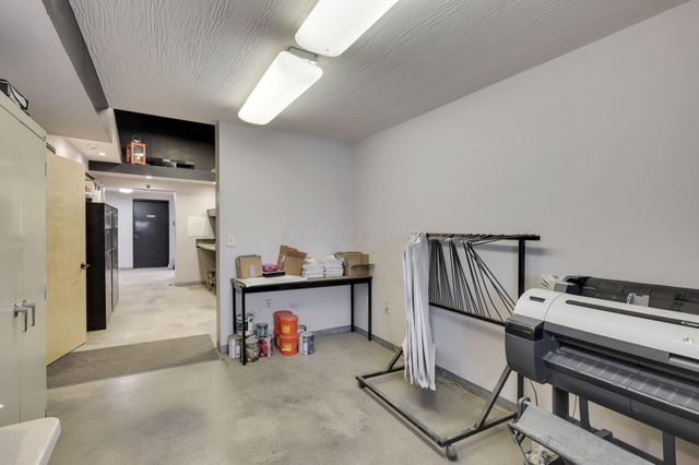 1759 Old Leonard Avenue, Columbus, OH 43219