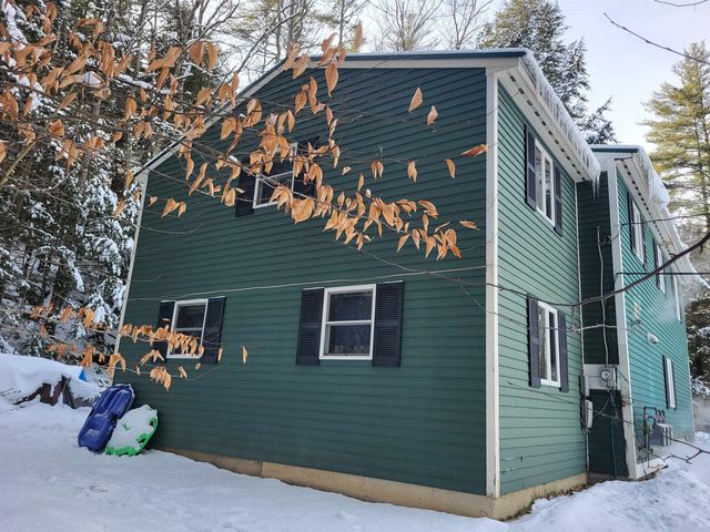 1583 River Road, Weare, NH 03281