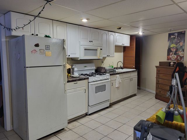 1583 River Road, Weare, NH 03281